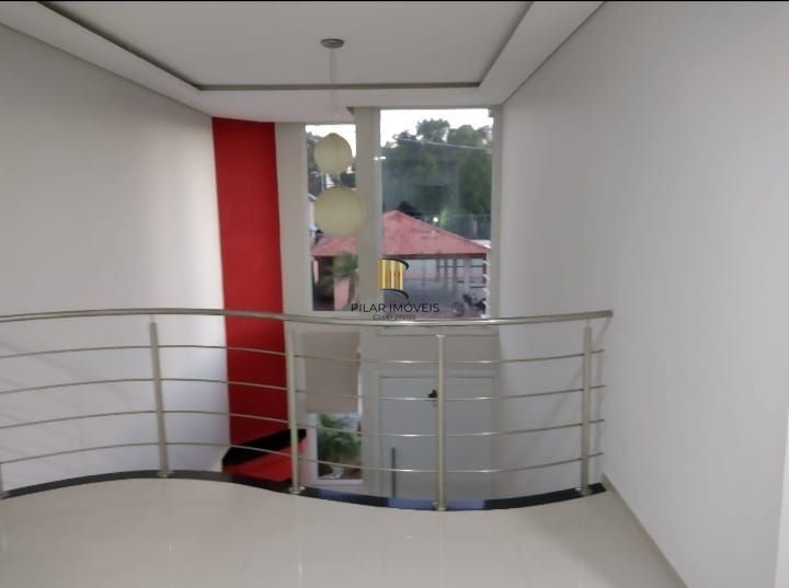 Casa em Condomínio com 4 quartos, 2 suítes, 3 banheiros , 4 vagas