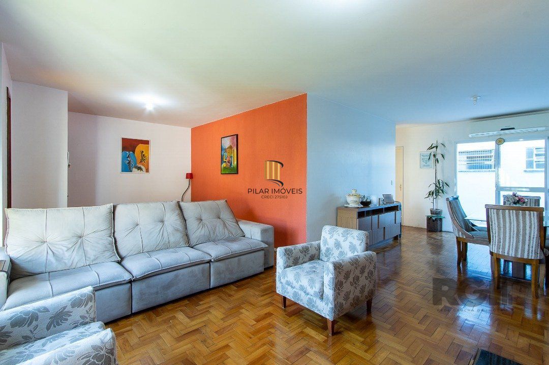 Casa 3 dormitórios no bairro Ipanema