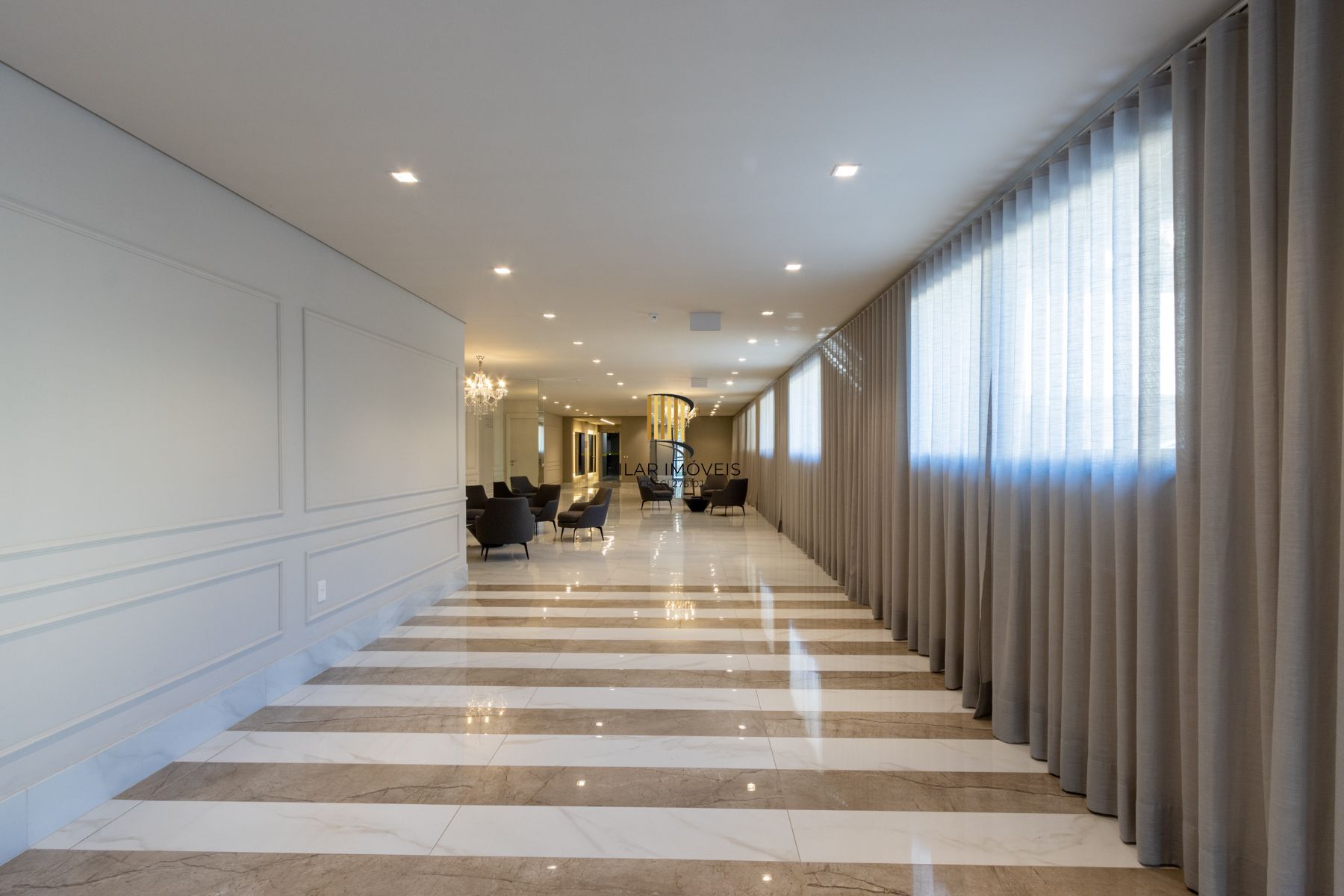 Apartamento 2 dormitórios no bairro Azenha