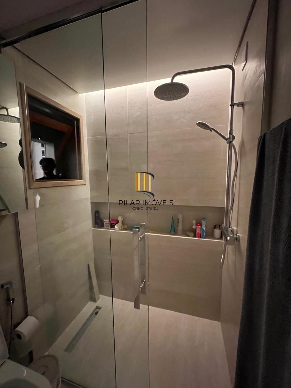 Casa em condomínio fechado para venda no bairro Jardim Isabel, com aproximadamente 204m² de área privativa,.