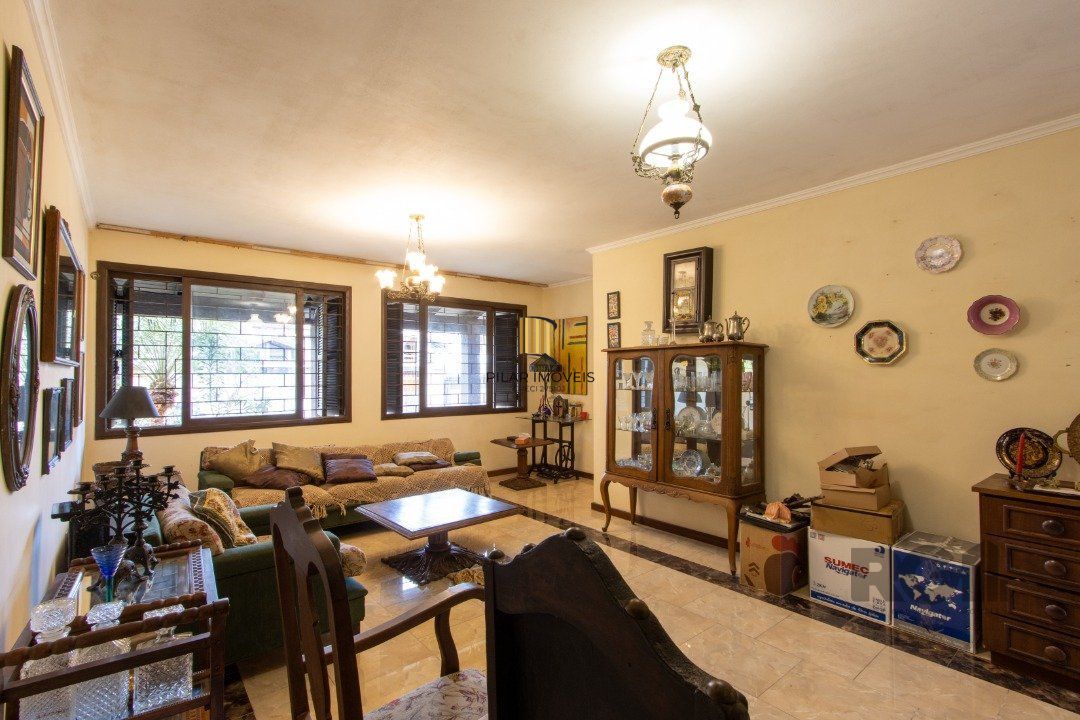 Casa para Venda - 200m², 3 dormitórios, sendo 1 suites, 3 vagas - Jardim Verde