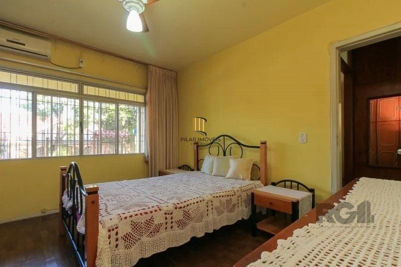 Casa 3 dormitórios no bairro Nonoai