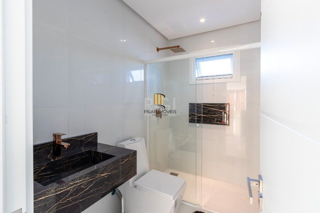 Casa Condominio para Venda - 388m², 5 dormitórios, sendo 3 suites, 4 vagas - Terra Ville