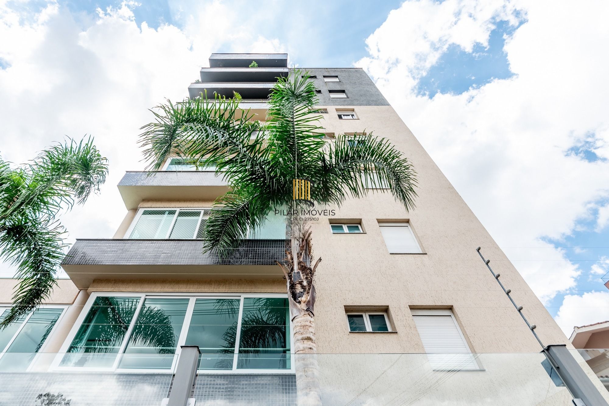 Apartamento Garden com 178m² e 3 dormitórios, 1 suíte, 3 vagas