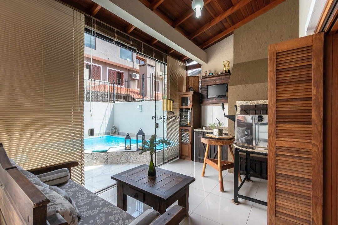 Casa Condominio para Venda - 139m², 2 dormitórios, sendo 2 suites, 1 vaga - Hípica