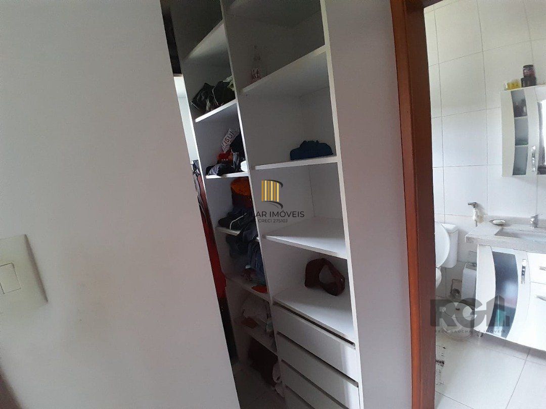 Casa para Venda - 220.83m², 3 dormitórios, 2 vagas - Vila Nova