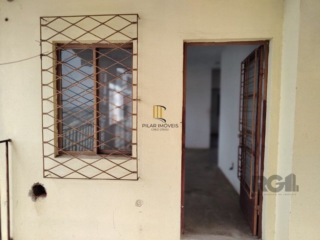 Casa para Venda - 247.37m², 4 dormitórios, 4 vagas - Partenon
