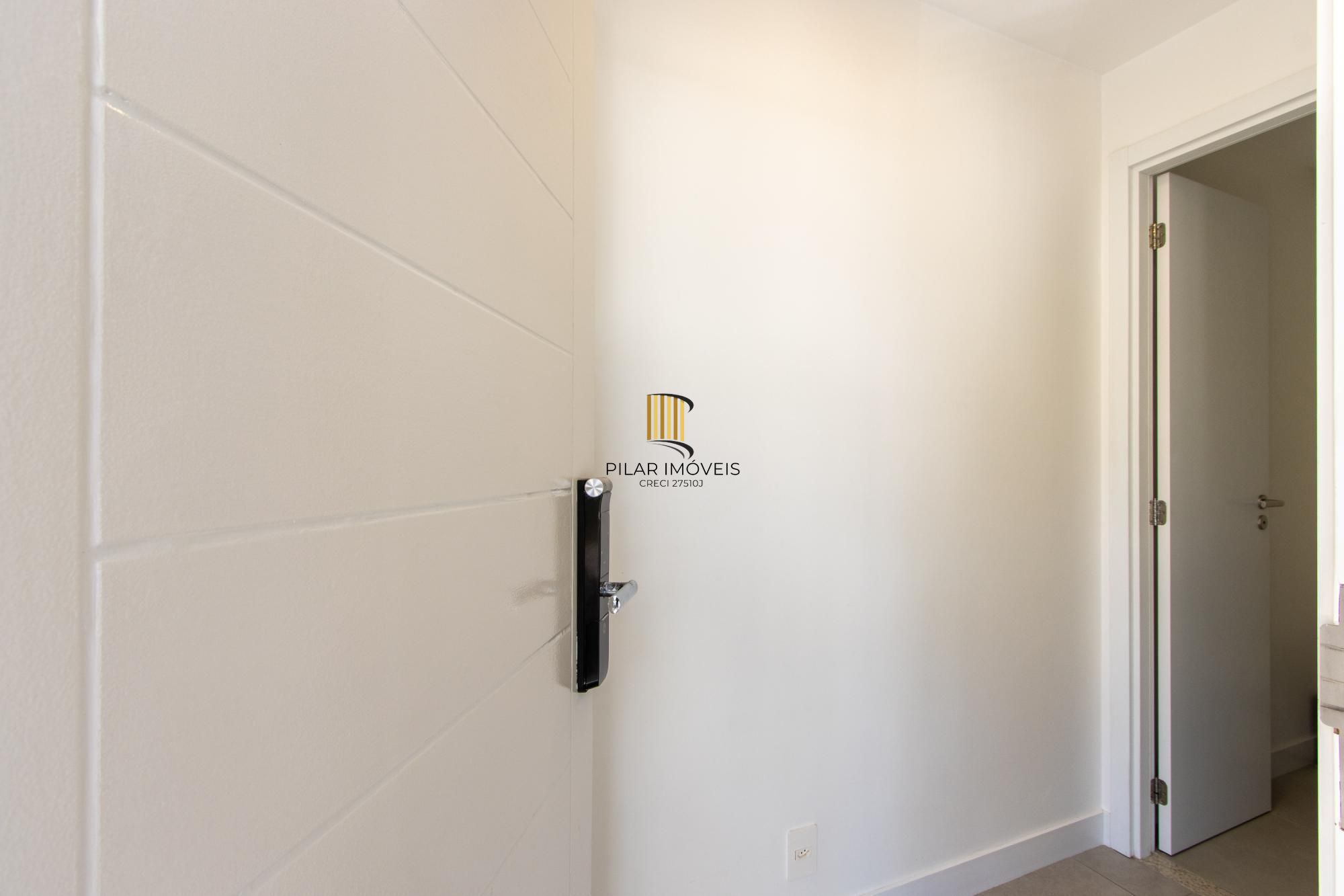 Casa em Condomínio Fechado