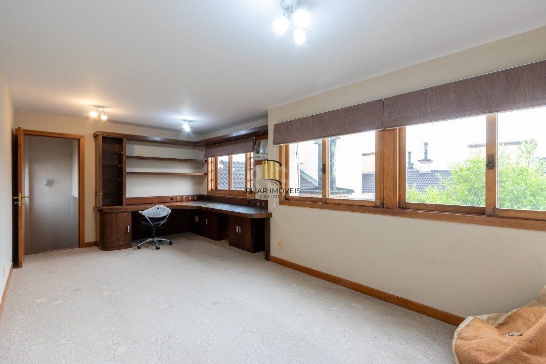 Casa Condominio para Venda - 215.81m², 4 dormitórios, sendo 1 suites, 2 vagas - Tristeza