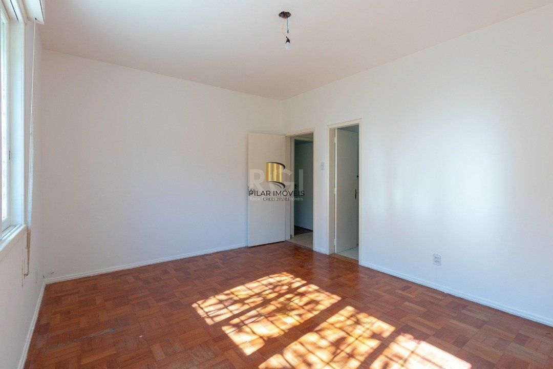 Casa 3 dormitórios no bairro Vila Assunção