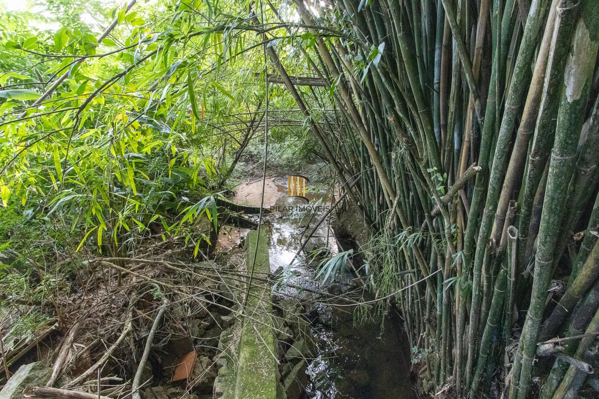 Área medindo 33.426m²!