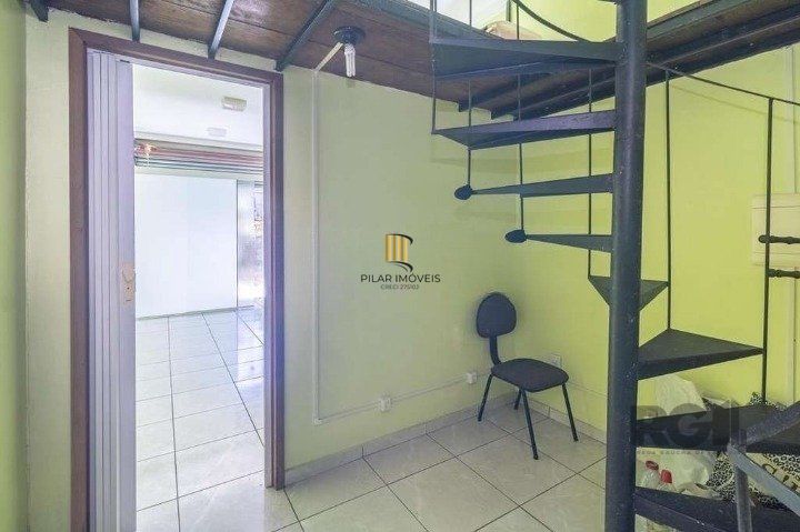 Sala Comercial no bairro Camaquã