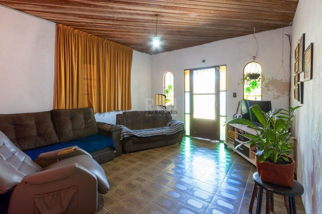 Casa para Venda - 2200m², 3 dormitórios, Lomba do Pinheiro