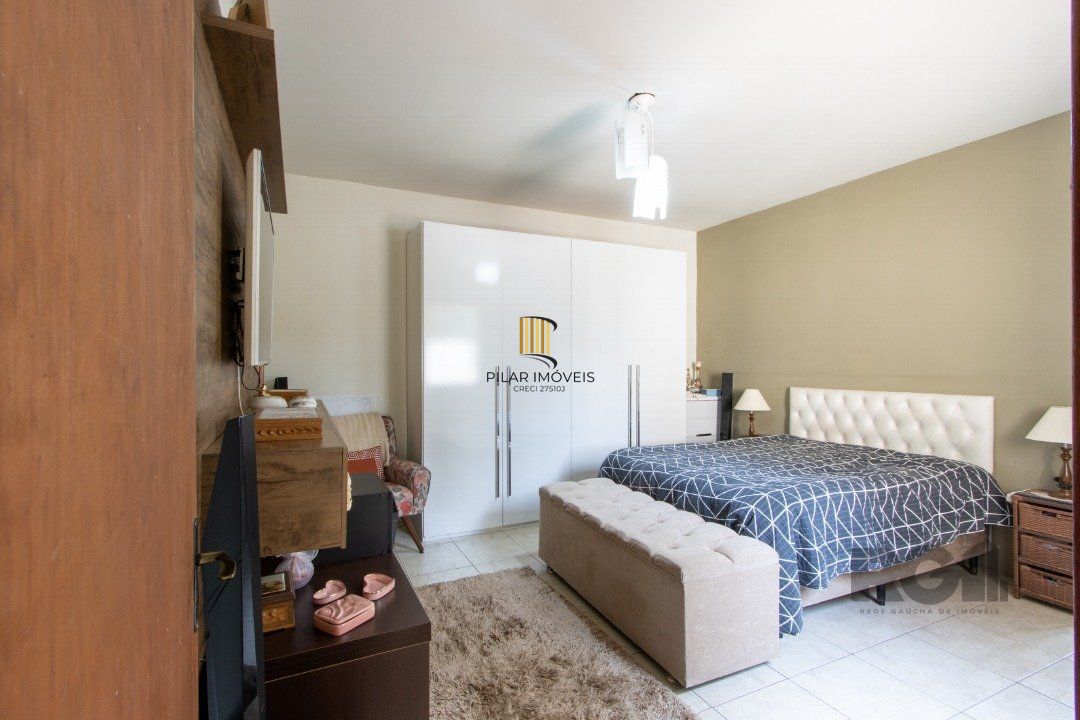 Casa 6 dormitórios no bairro Tristeza