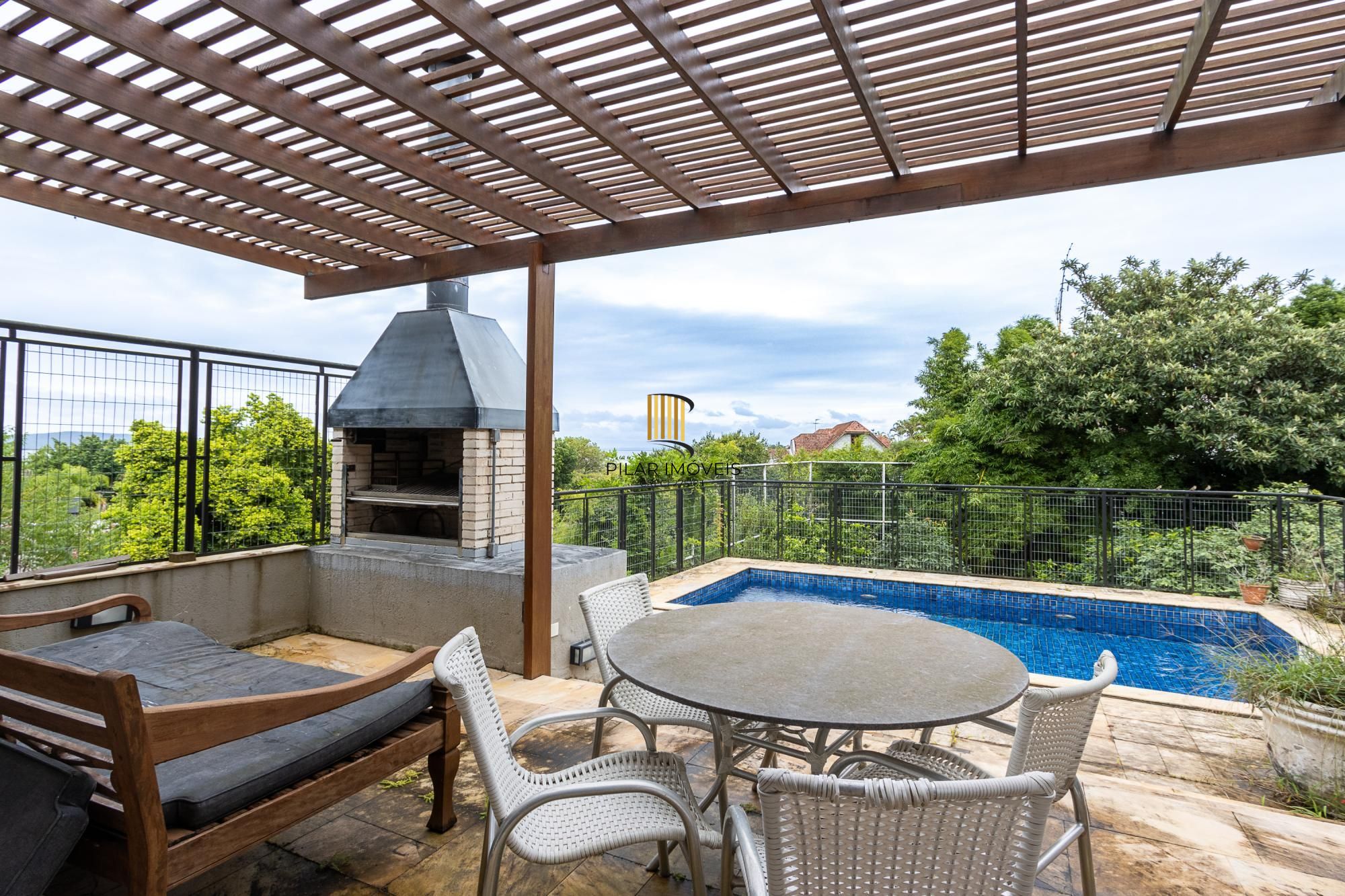 Casa com 4 dormitórios à venda, Jardim Isabel, Porto Alegre