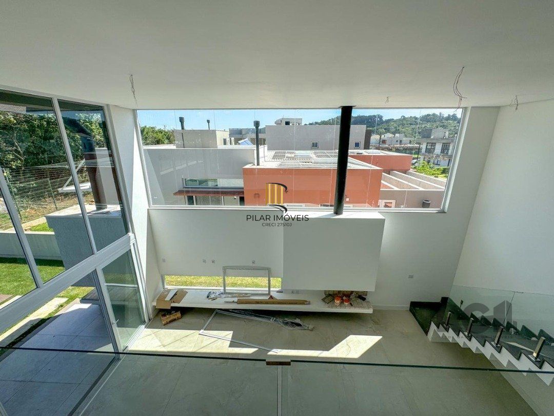 Casa Condominio para Venda - 300m², 4 dormitórios, sendo 4 suites, 2 vagas - Alphaville