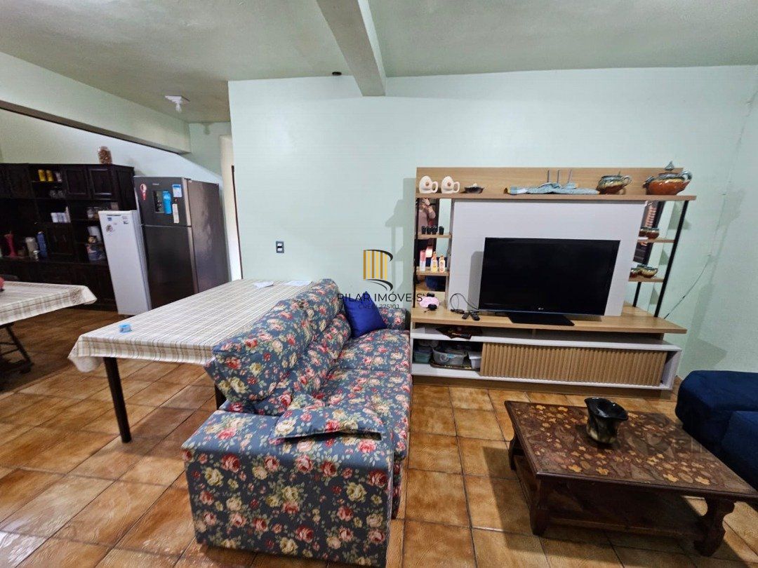 Casa 4 dormitórios no bairro Praia da Conceição