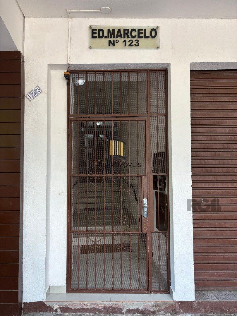 apartamento JK em otimo estado de conservação , prédio com elevador .