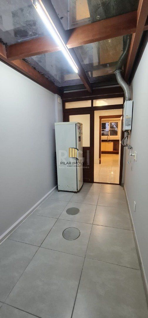 Casa de Condomínio 4 dormitórios no bairro Vila Conceição
