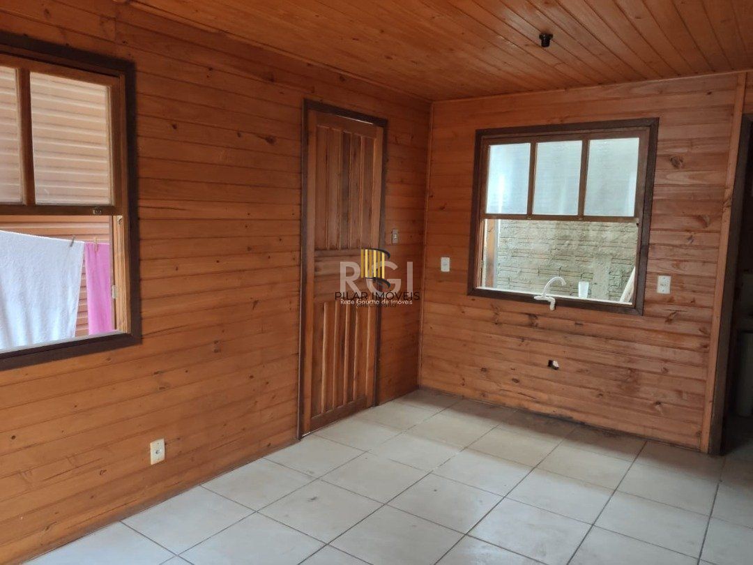 Casa 2 dormitórios no bairro Vila Nova