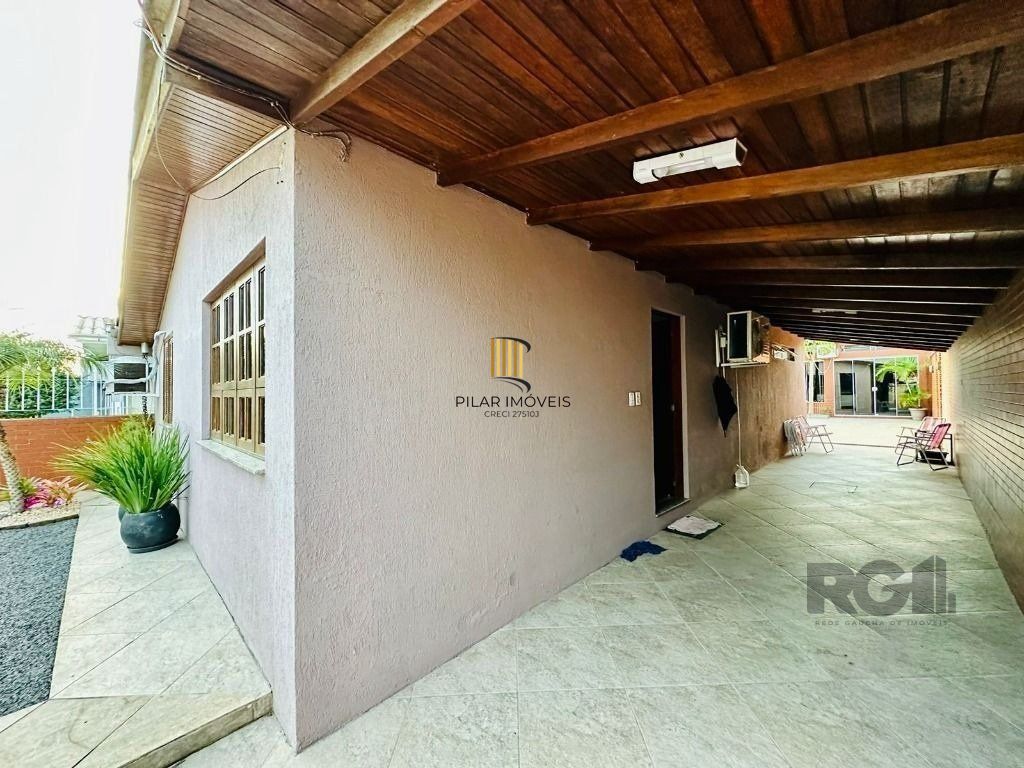 Casa 2 dormitórios no bairro Parque Florido
