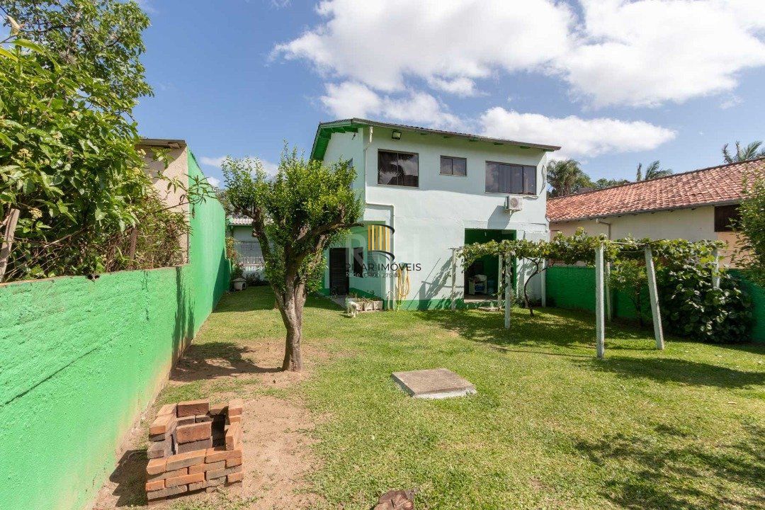 Casa para Venda - 182m², 4 dormitórios, sendo 1 suites, 4 vagas - Jardim Isabel