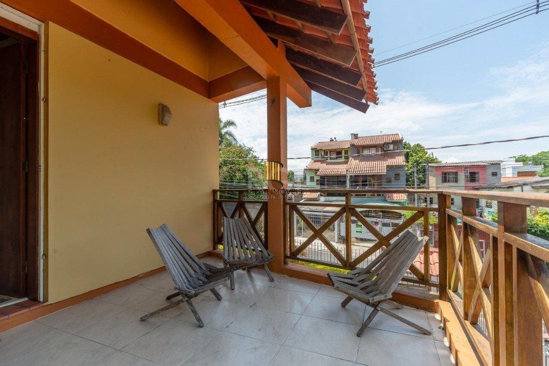 Casa de Condomínio 3 dormitórios no bairro Ipanema