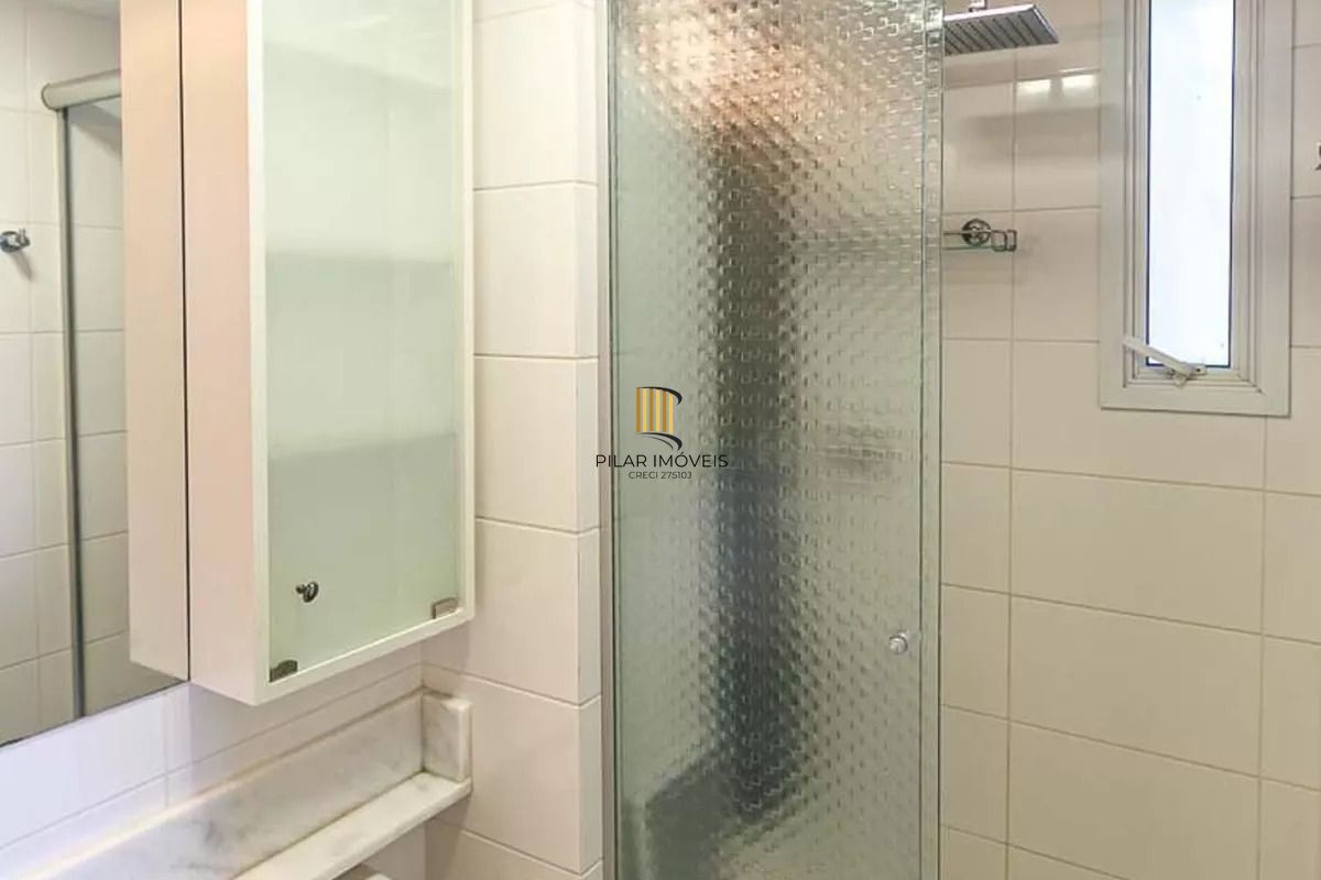 Apartamento à venda no bairro Cavalhada, 3 quartos e 1 vaga