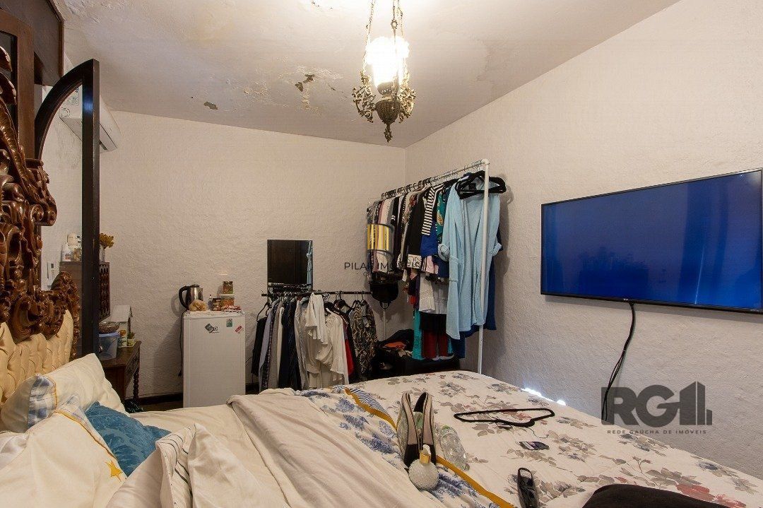Casa para Venda - 580m², 3 dormitórios, sendo 1 suites, 3 vagas - Santa Tereza