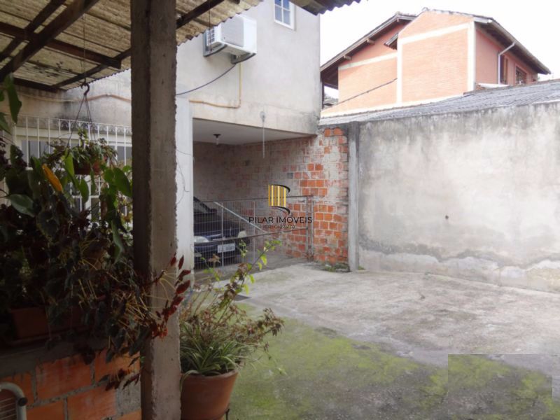 Casa para Venda - 170m², 3 dormitórios, sendo 1 suites, Camaquã