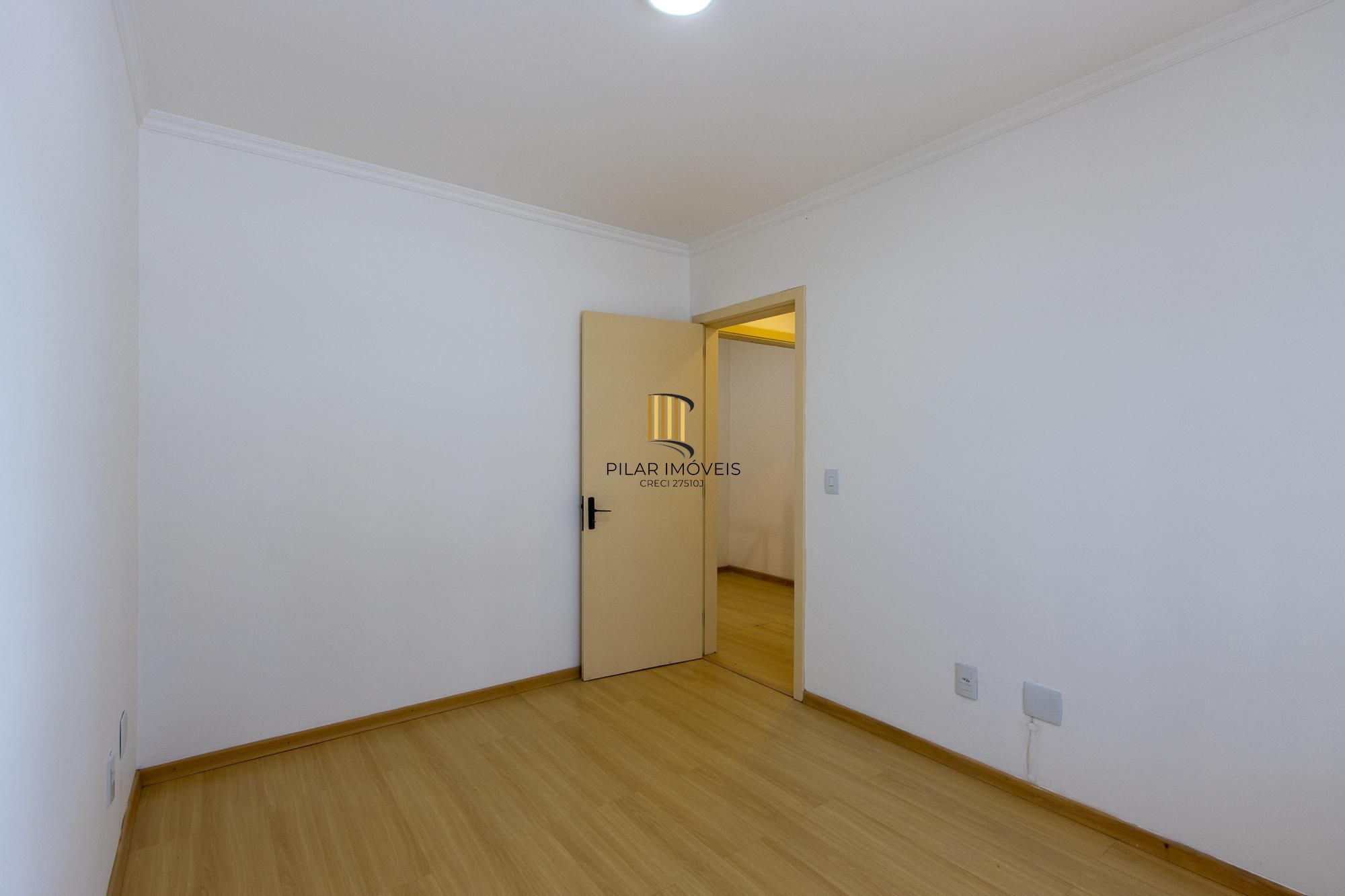 Casa em condomínio, 3 dormitórios (1 suite) 2 vagas - Jardim Isabel