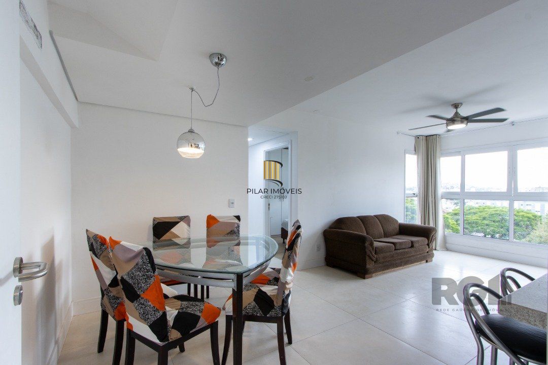 Apartamento para Venda - 71m², 2 dormitórios, sendo 1 suites, 2 vagas - Camaquã