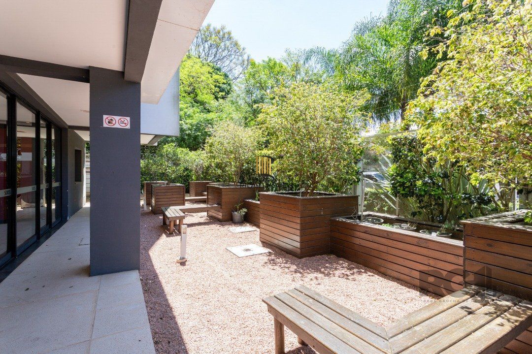 **Apartamento Residencial com 3 Quartos e 3 Banheiros em Camaquã, Porto Alegre, RS**