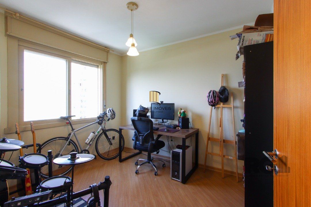 Apartamento 2 dormitórios no bairro Santo Antônio