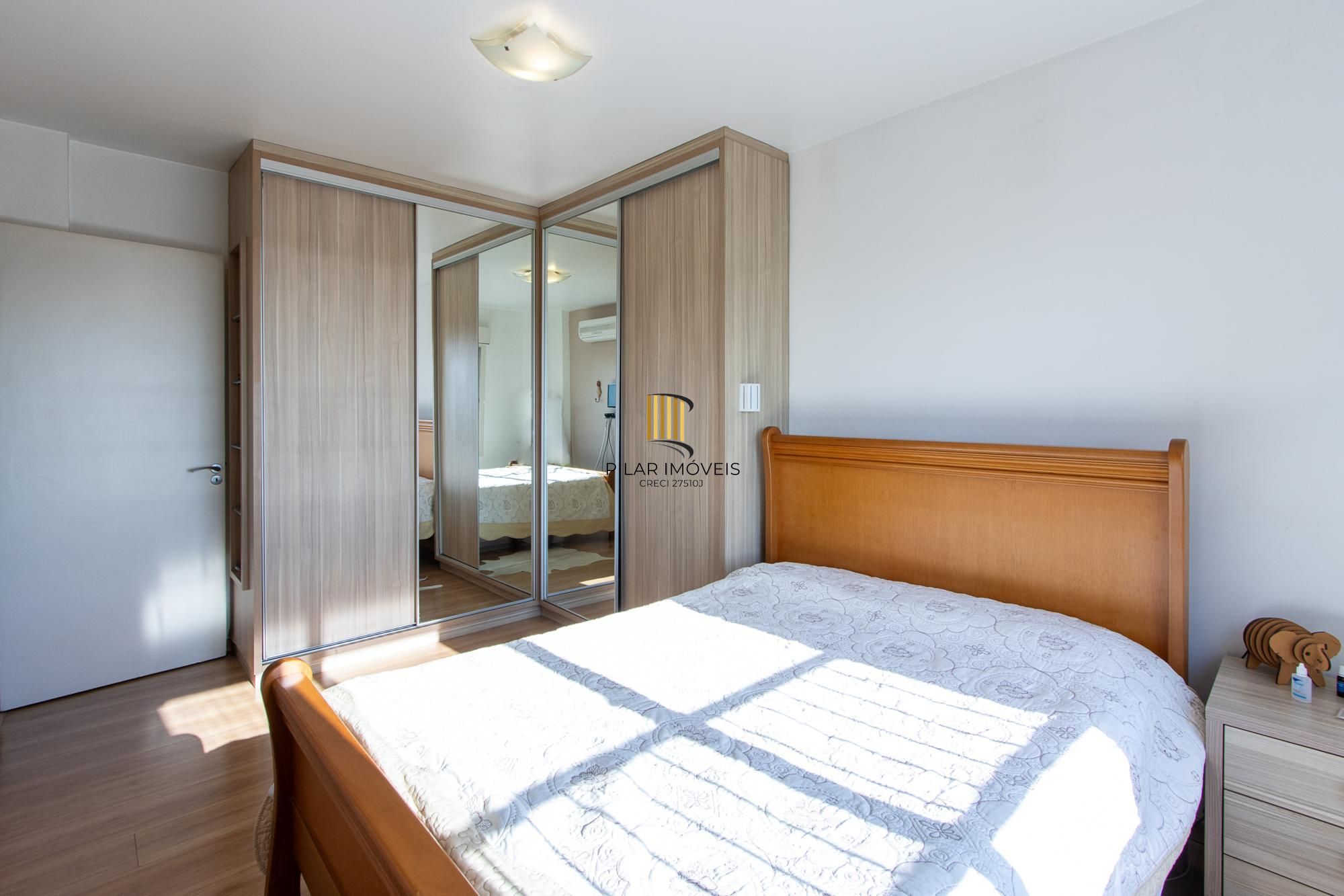 Lindo apartamento andar alto com vista para o Rio, 2 quartos - Bairro Cristal