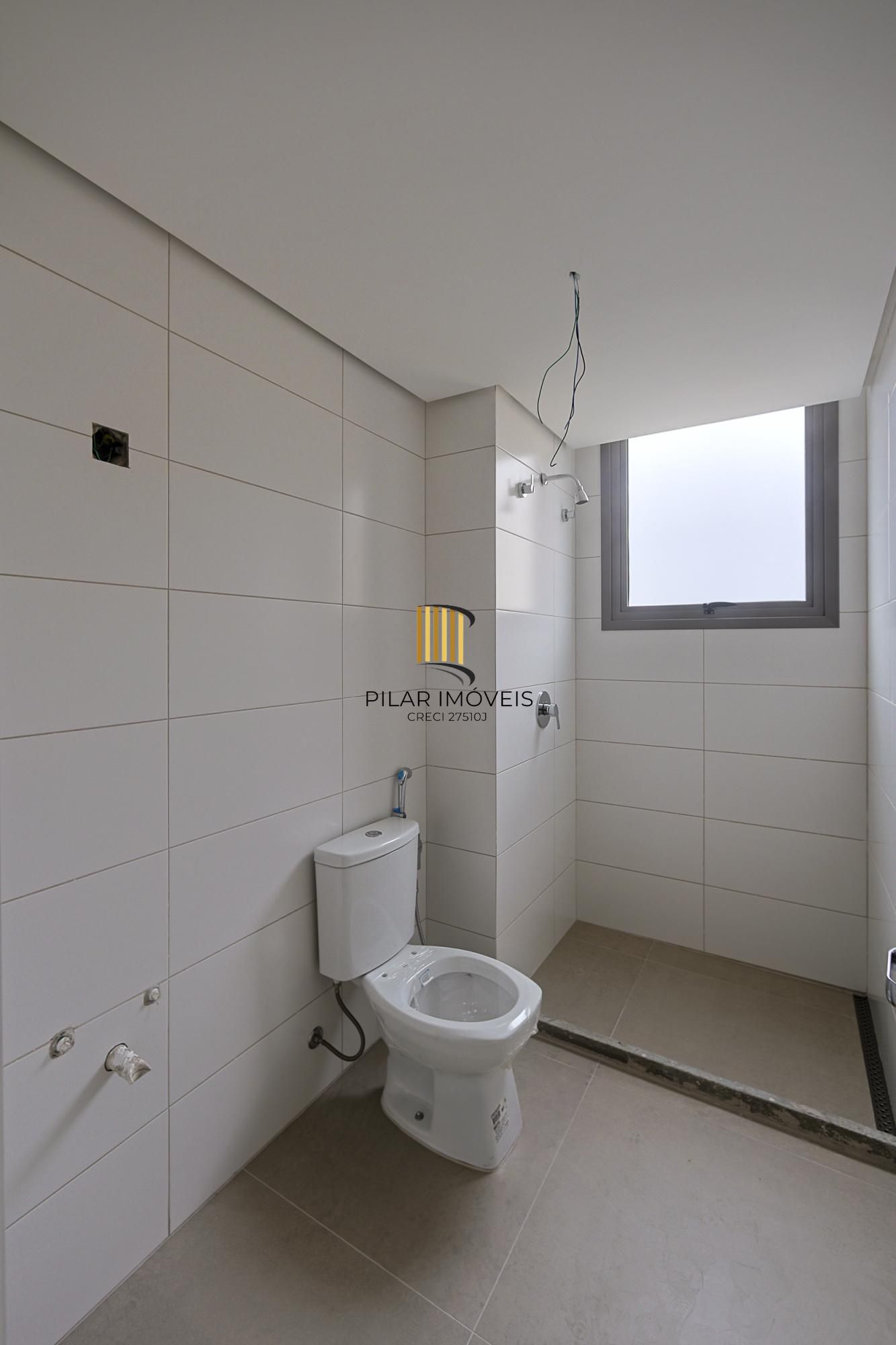 Apartamento com 217m² e 3 dormitórios no bairro Tristeza em PORTO ALEGRE para Comprar