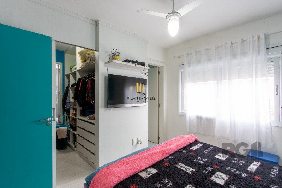 Casa 3 dormitórios no bairro Camaquã