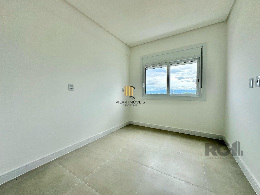 APARTAMENTO À VENDA COM VISTA LIBERADA 