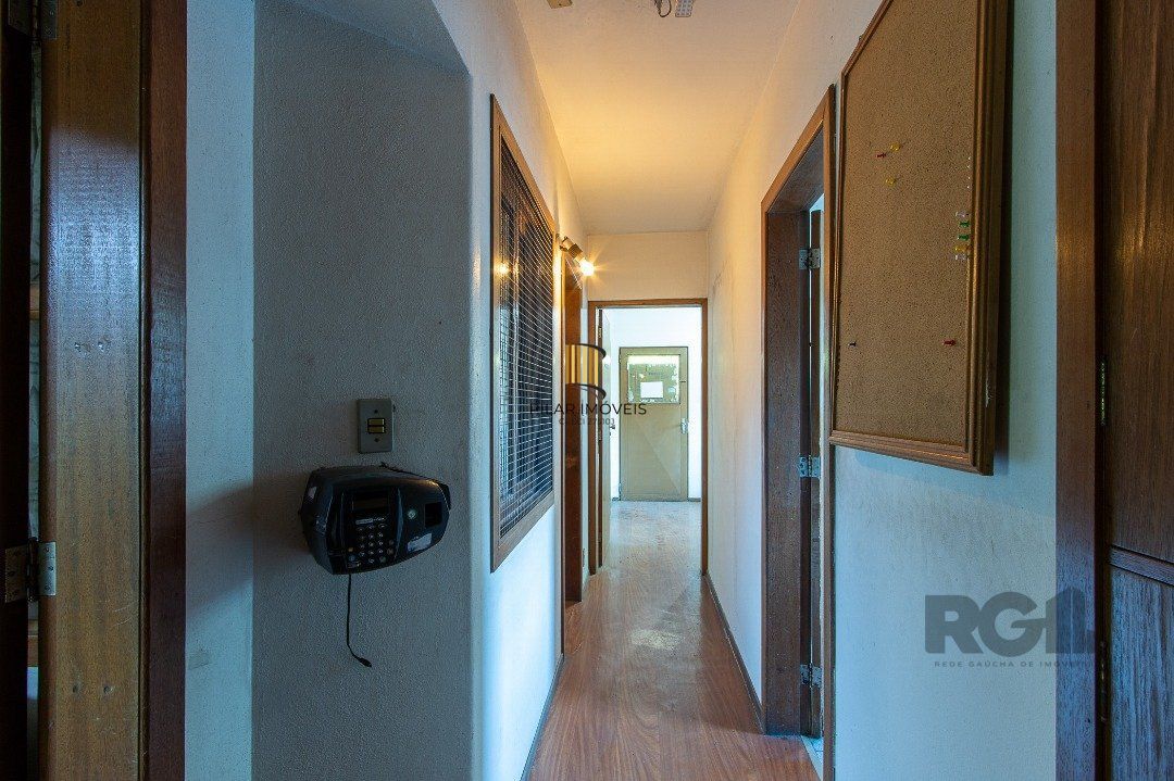 Prédio com 1063m², distribuídos em quatro pavimentos