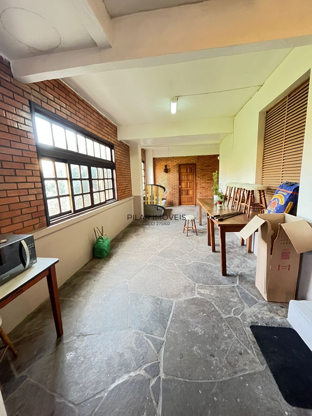 Apartamento 1 dormitório Bairro Cristal- 5 minutos Barra Shopping