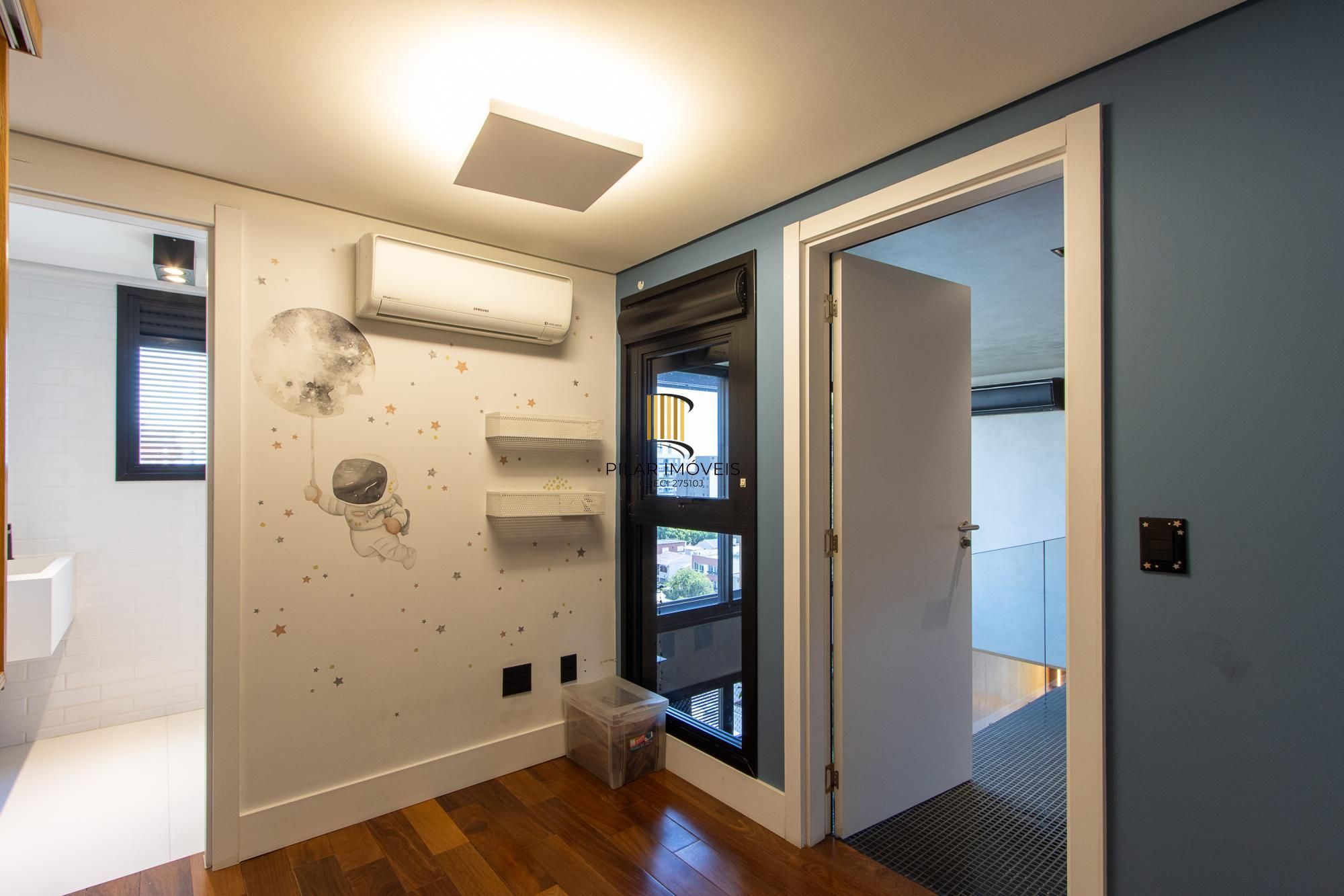 Apartamento 2 dormitórios no bairro Passo da Areia