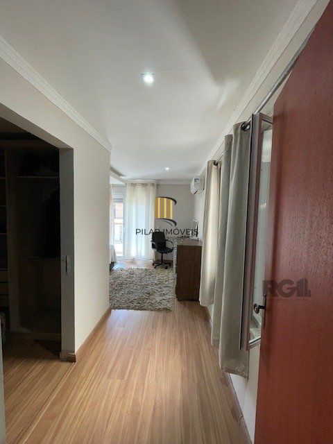 Casa Condomínio para Venda - 200m², 3 dormitórios, sendo 1 suite, 3 vagas - Aberta dos Morros