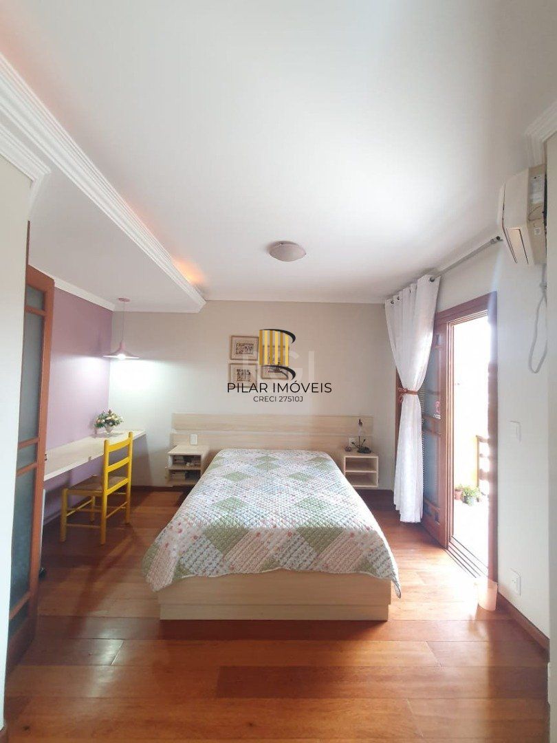 Casa Condominio para Venda - 126m², 3 dormitórios, sendo 2 suites, 2 vagas - Ipanema