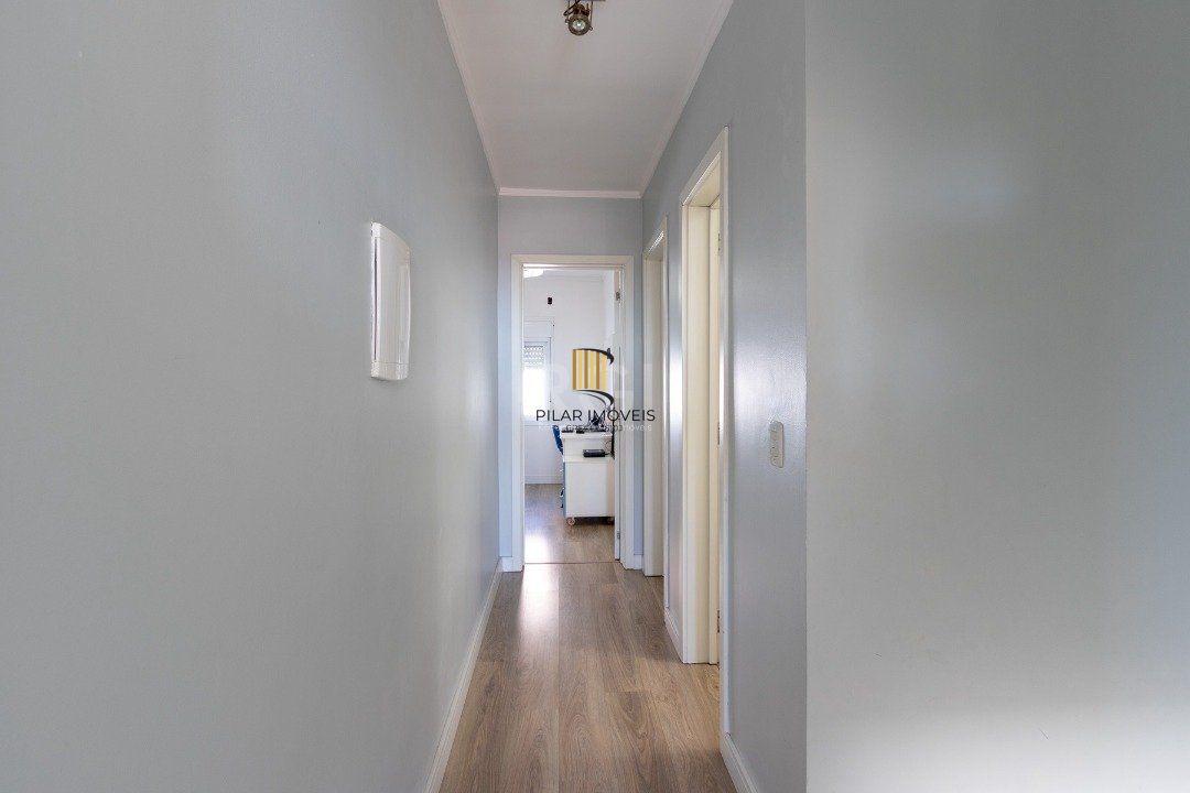 Casa para Venda - 168m², 3 dormitórios, sendo 1 suites, 2 vagas - Imperial Park