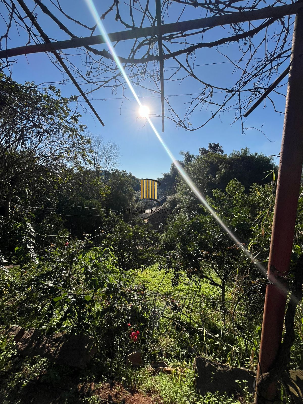 Terreno Amplo com 3 Casas – Vila Nova, Porto Alegre