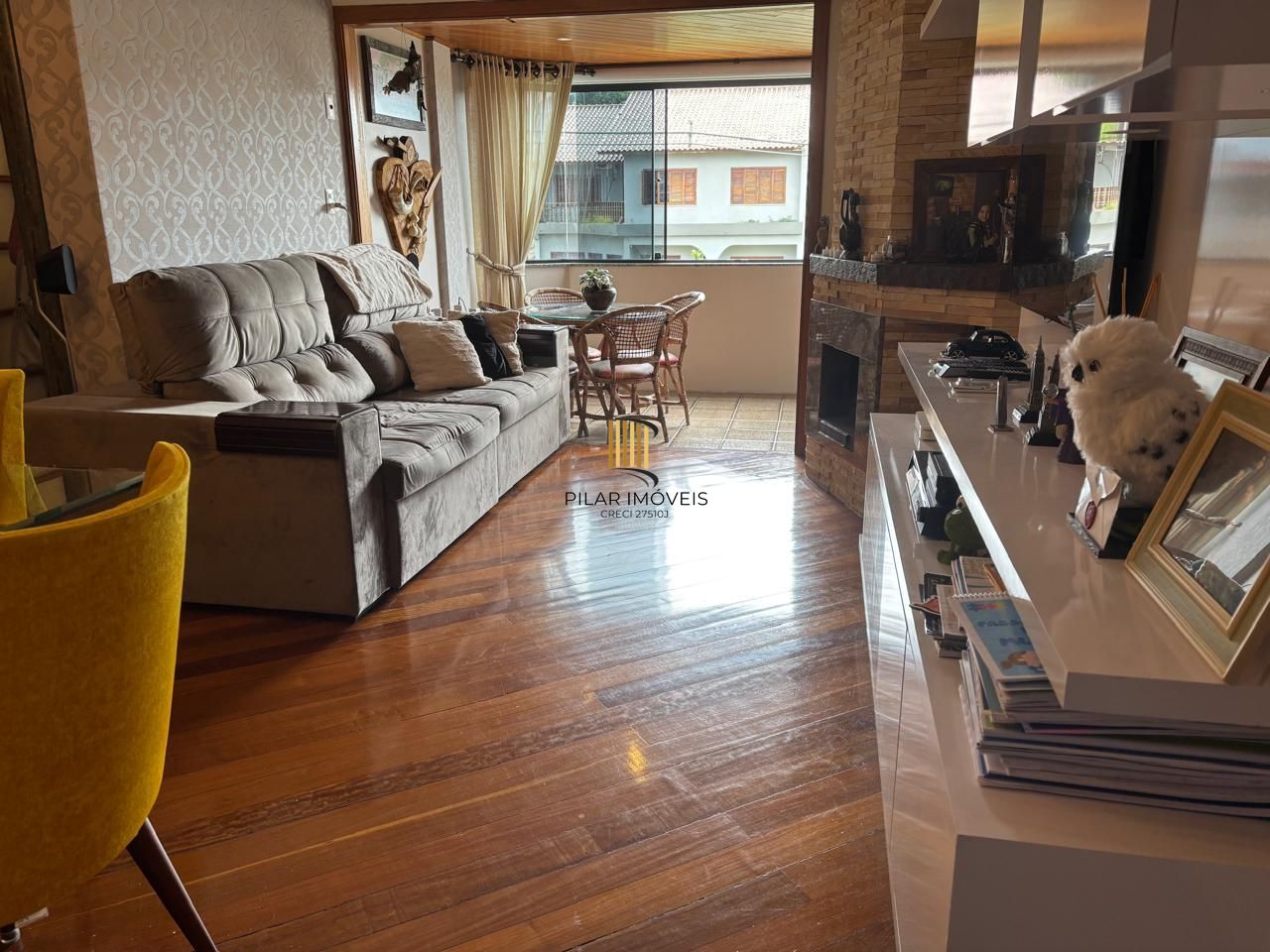 Excelente apartamento 3 dormitórios sendo 01 suíte, Sacada e com Òtima Posição Solar