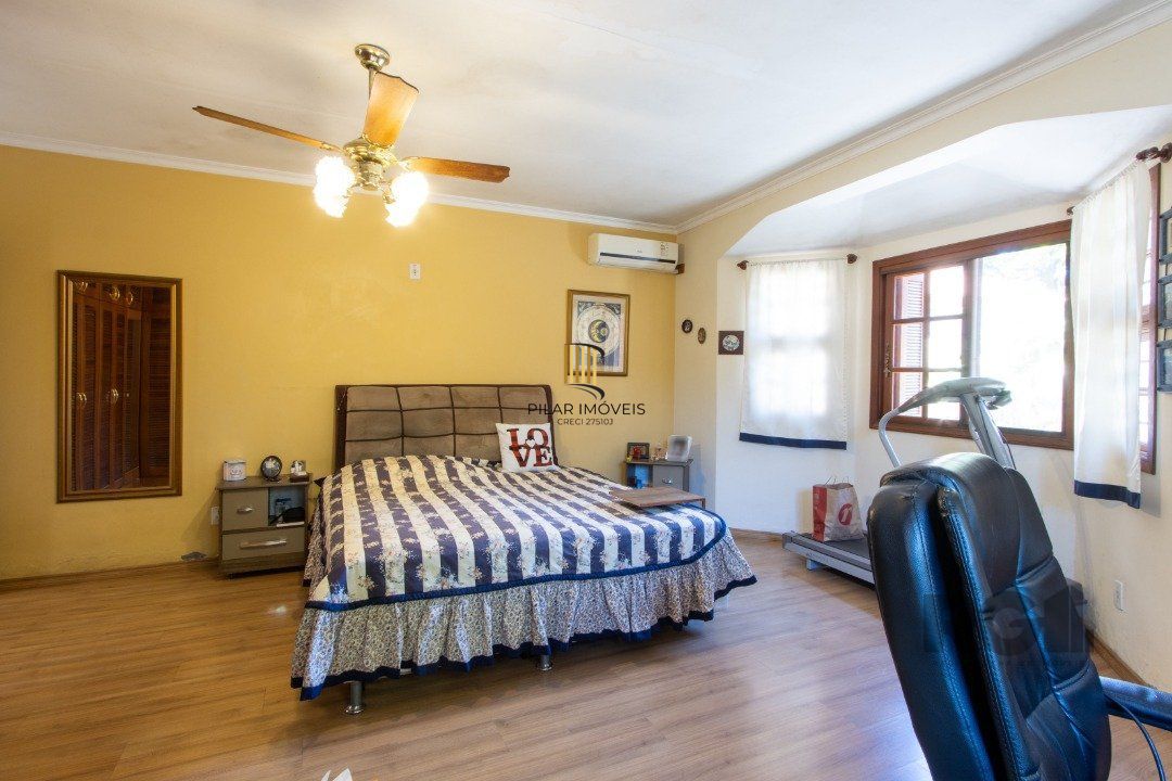 Casa 2 dormitórios no bairro Camaquã