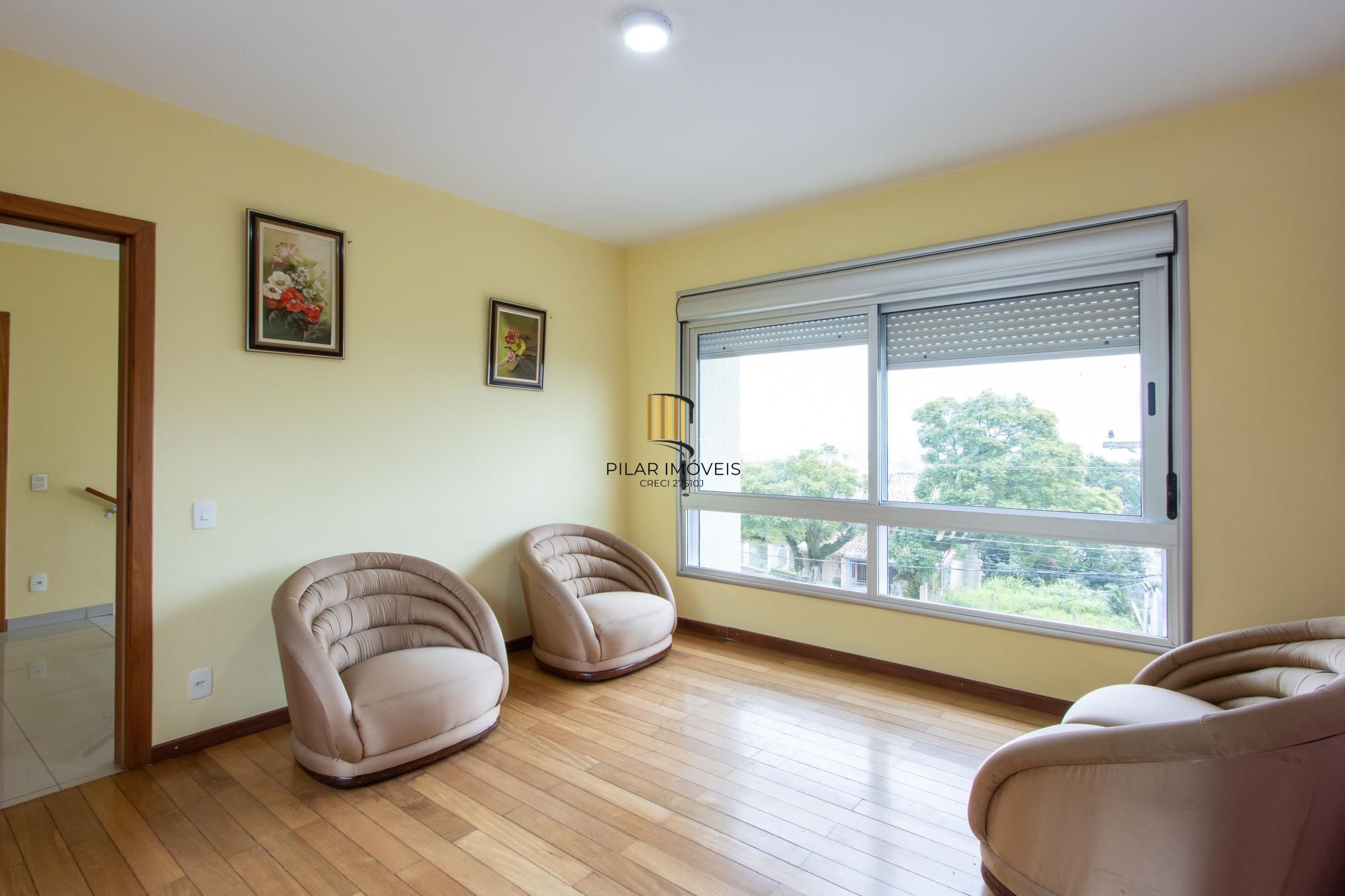 Casa para Venda - 470m², 3 dormitórios, sendo 1 suites, 6 vagas - Nonoai