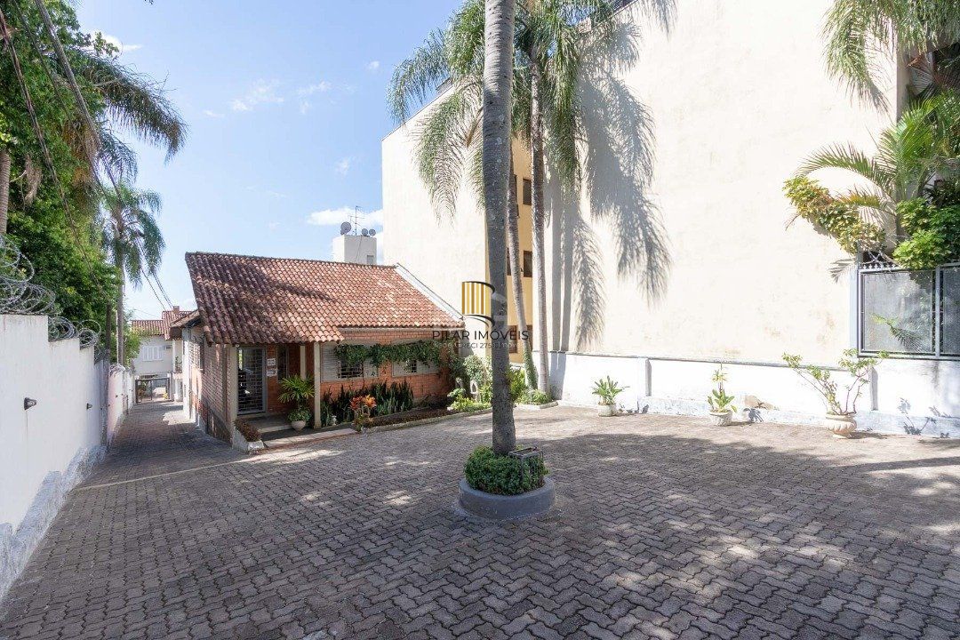 Casa para Venda - 199.62m², 5 dormitórios, 15 vagas - Tristeza
