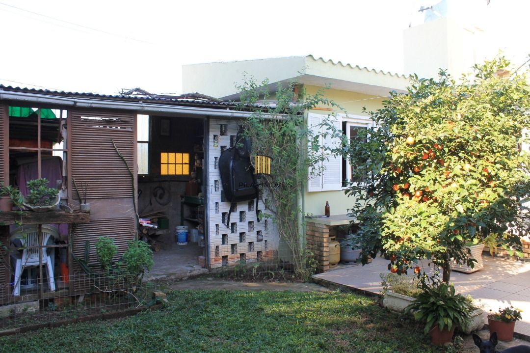Casa para Venda - 120m², 3 dormitórios, sendo 1 suites, 1 vaga - Vila Nova